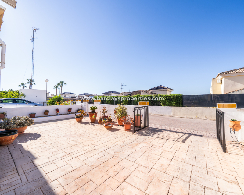 Resale - Quad - Urb. La Marina
