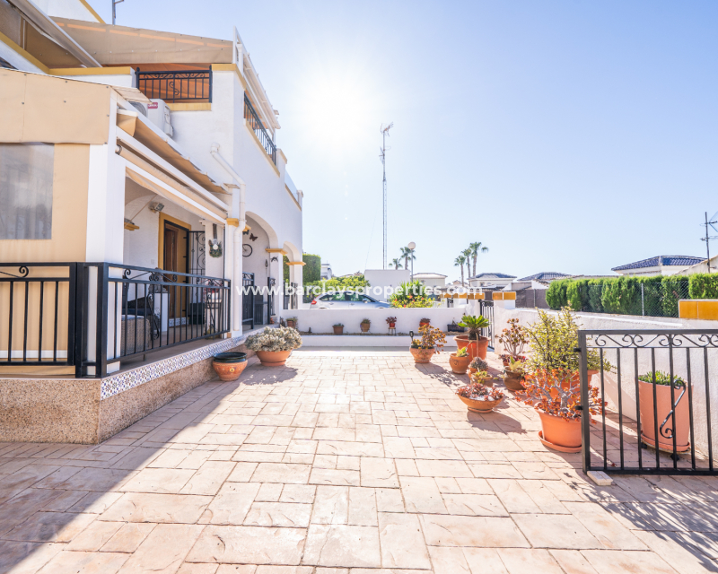 Resale - Quad - Urb. La Marina