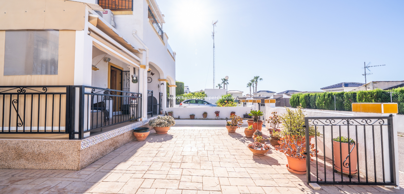 Resale - Quad - Urb. La Marina