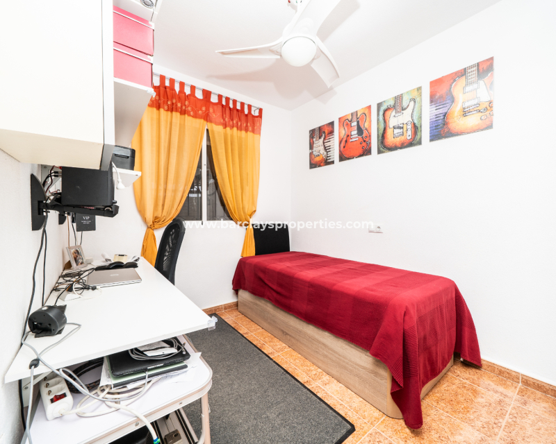 Resale - Quad - Urb. La Marina