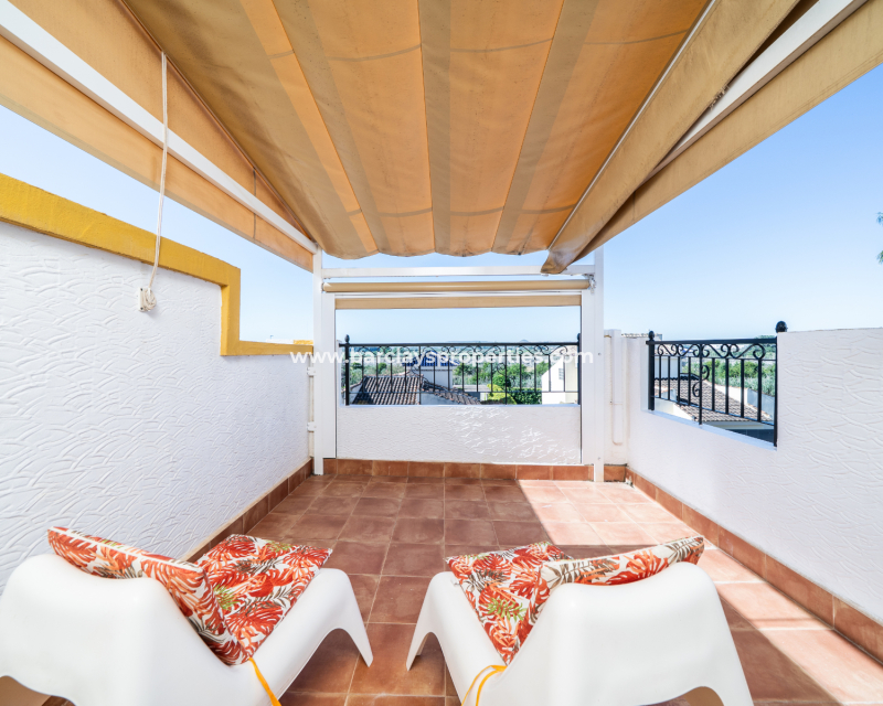 Resale - Quad - Urb. La Marina