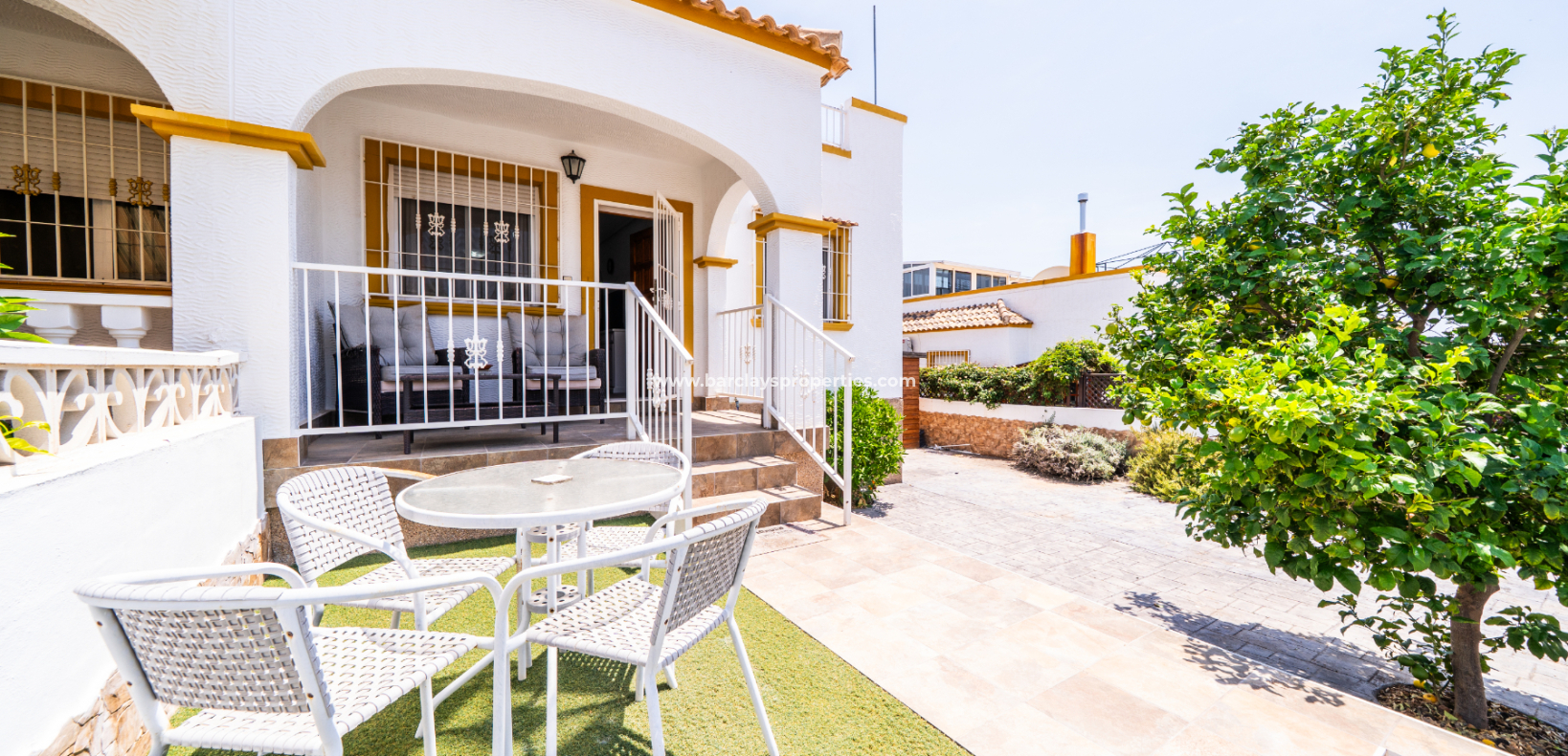Resale - Quad - Urb. La Marina