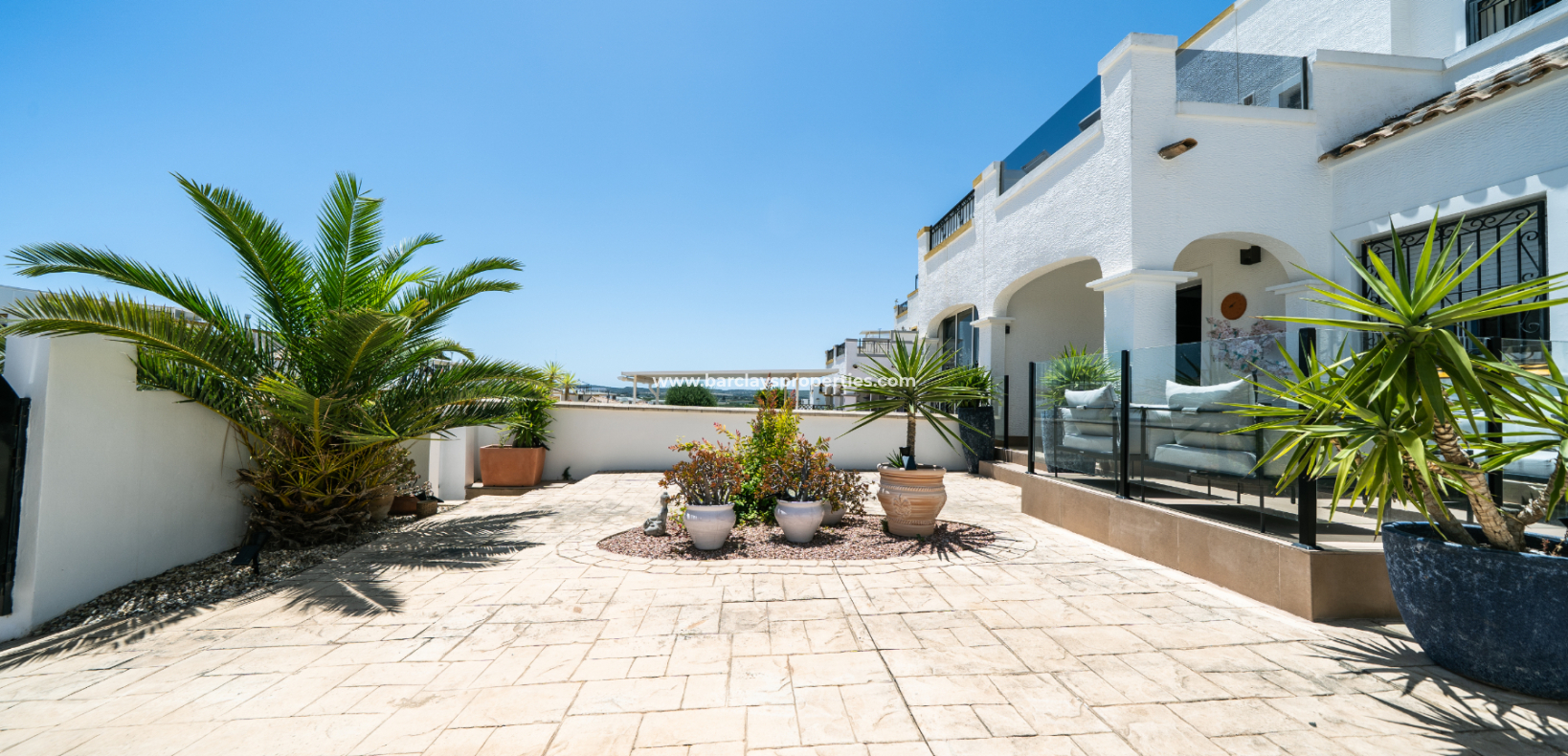 Resale - Quad - Urb. La Marina