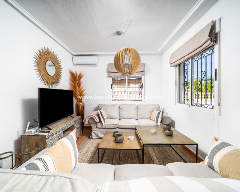 Resale - Quad - Urb. La Marina