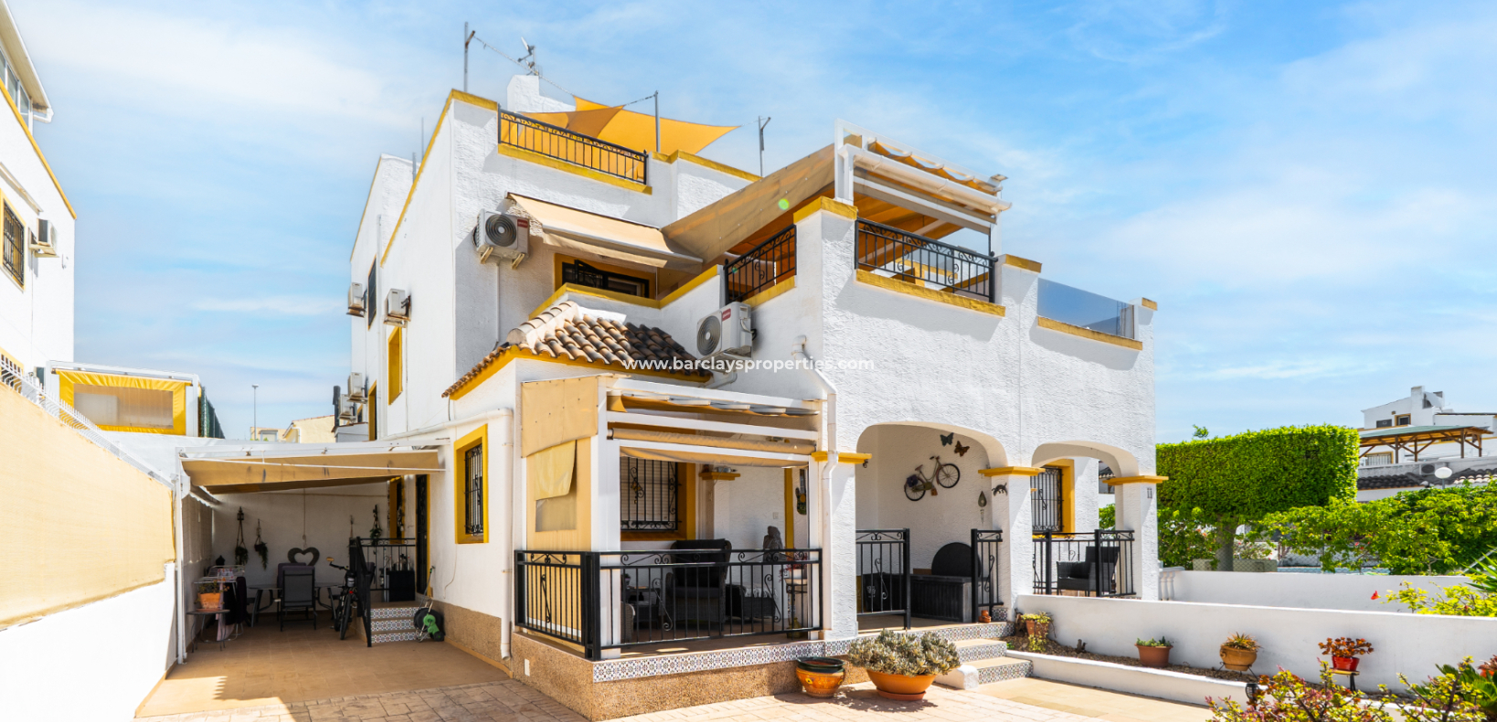 Resale - Quad - Urb. La Marina