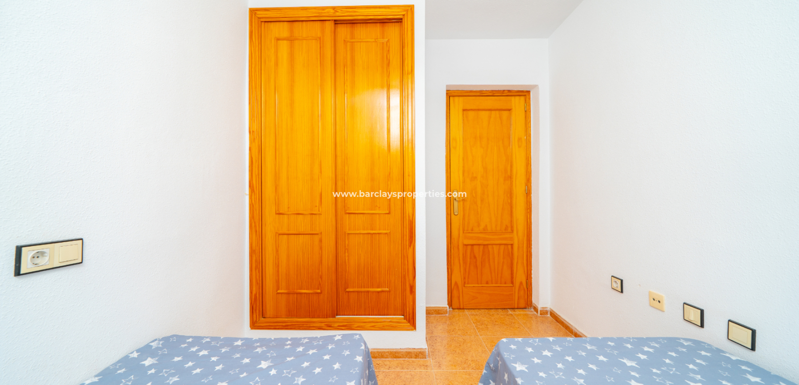Resale - Quad - Urb. La Marina