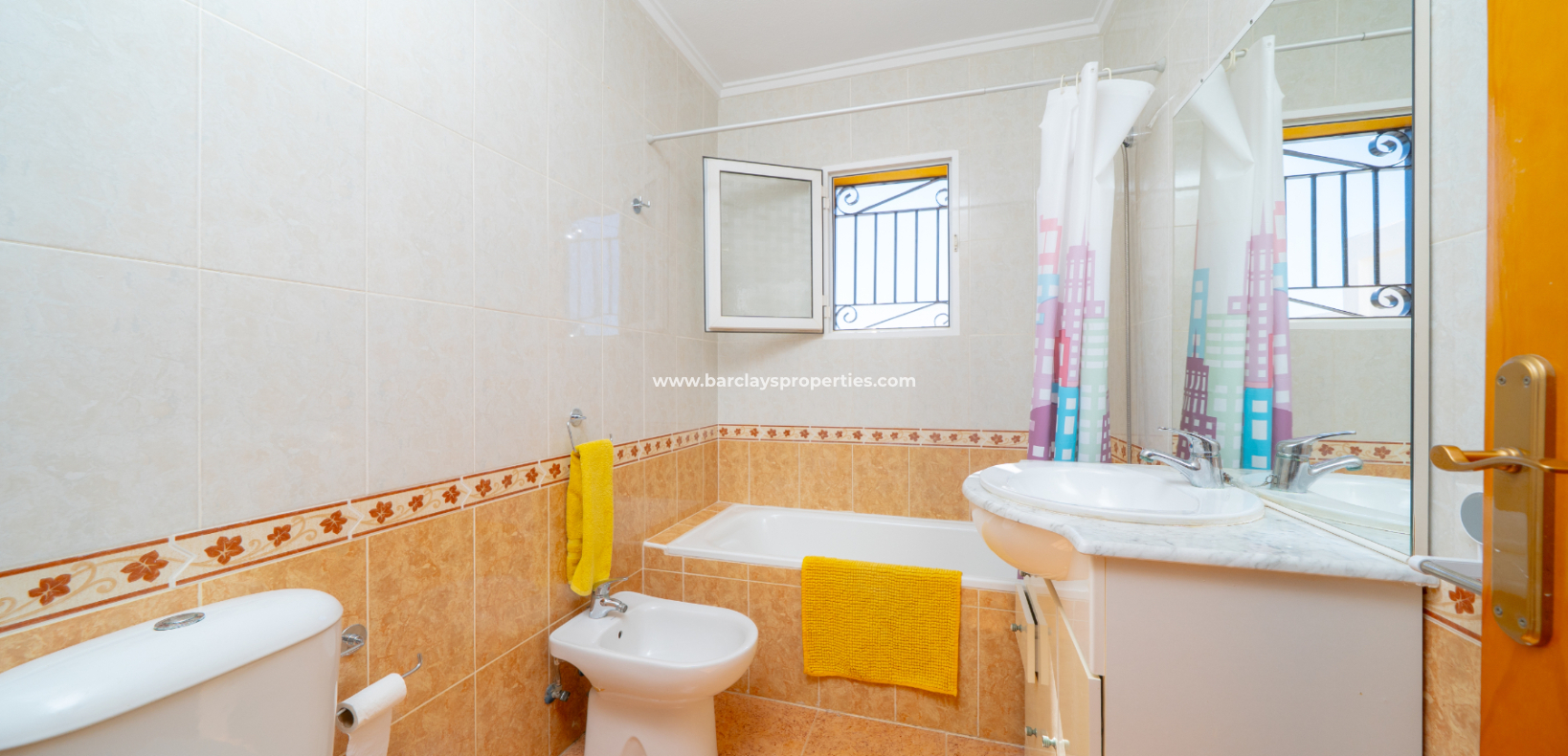 Resale - Quad - Urb. La Marina