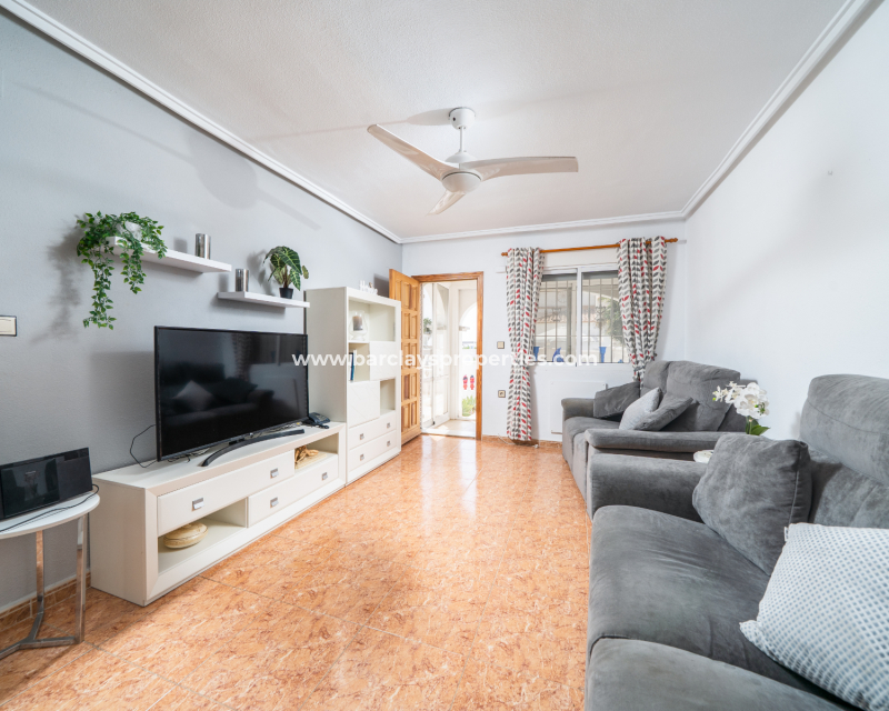 Resale - Quad - Urb. La Marina