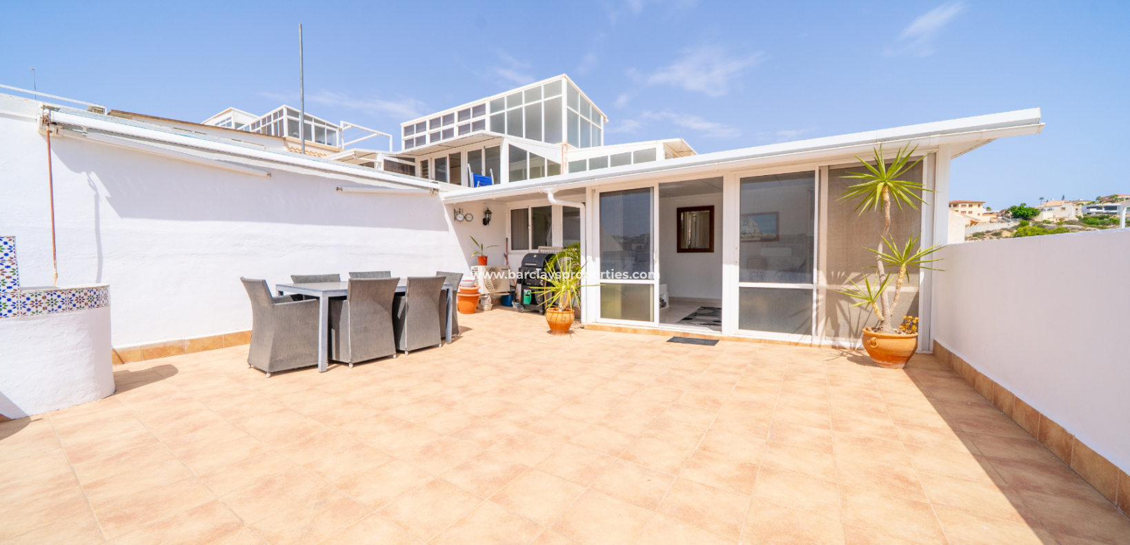 Resale - Quad - Urb. La Marina