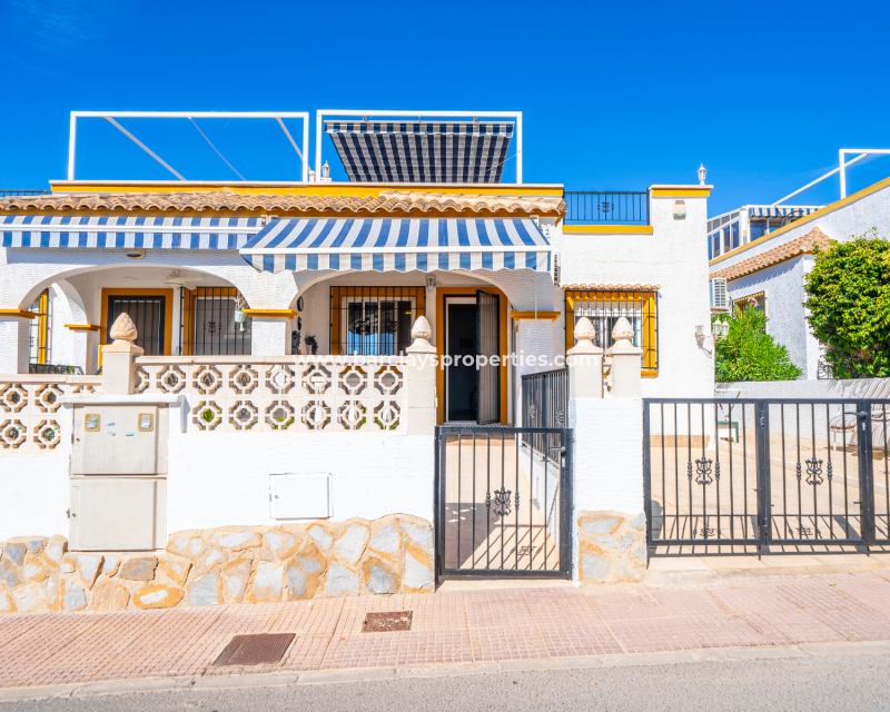Resale - Quad - Urb. La Marina
