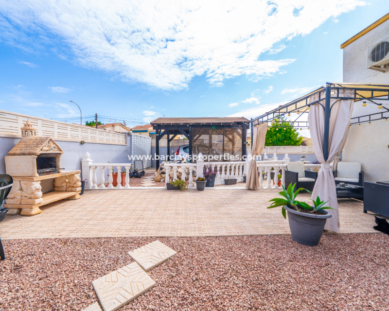 Resale - Quad - Urb. La Marina