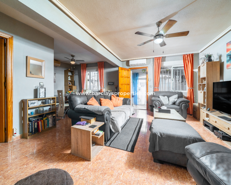 Resale - Quad - Urb. La Marina