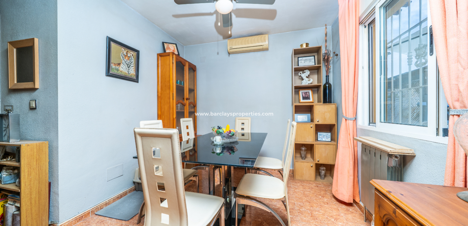 Resale - Quad - Urb. La Marina