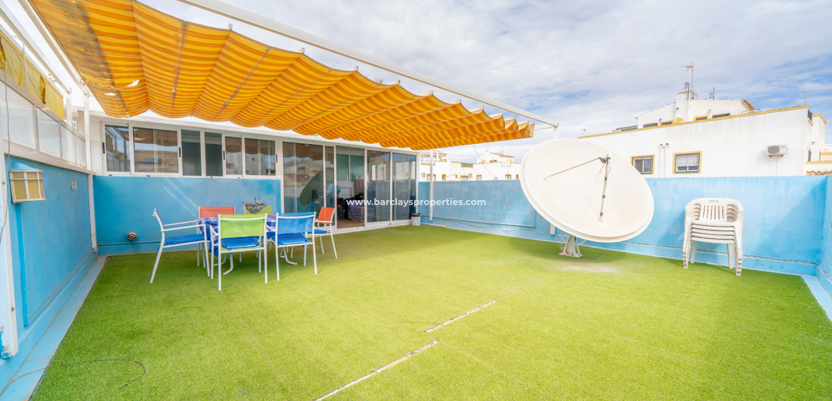 Resale - Quad - Urb. La Marina