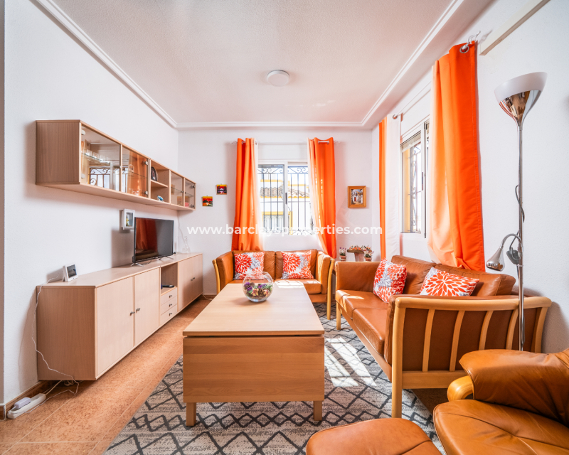 Resale - Quad - Urb. La Marina
