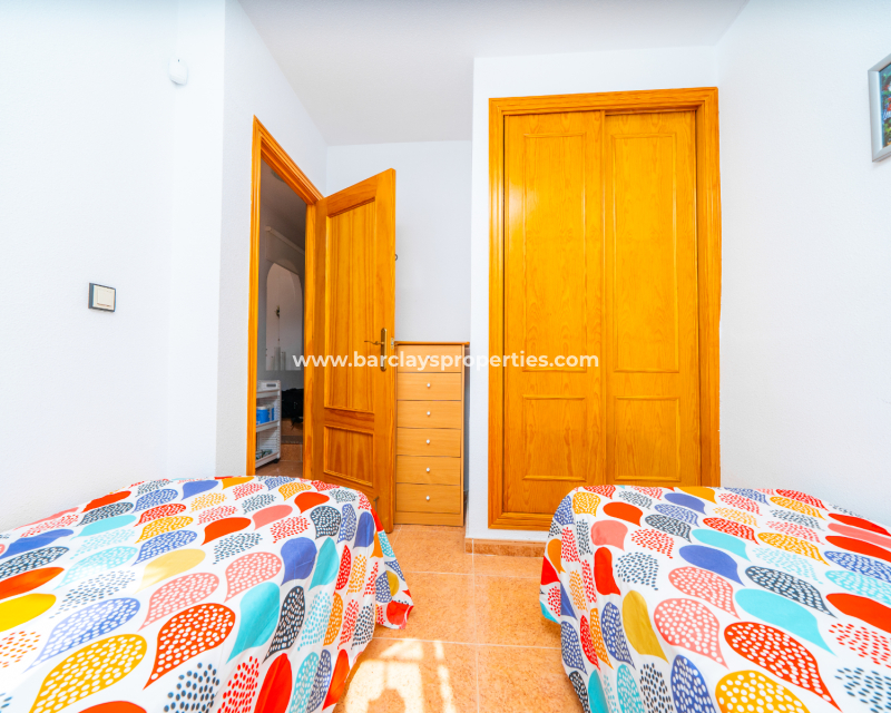 Resale - Quad - Urb. La Marina