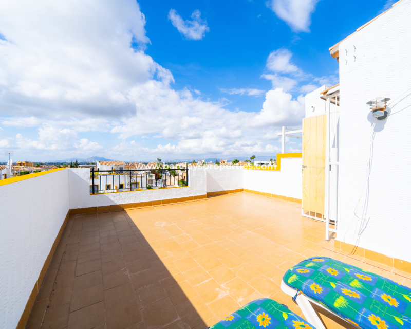 Resale - Quad - Urb. La Marina