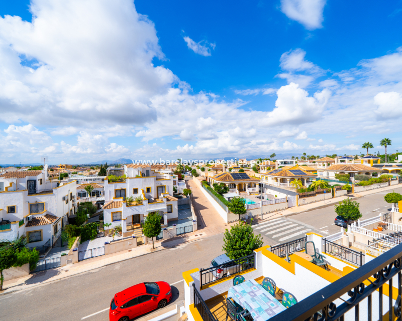 Resale - Quad - Urb. La Marina