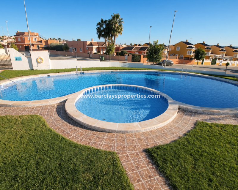 Resale - Quad - Urb. La Marina