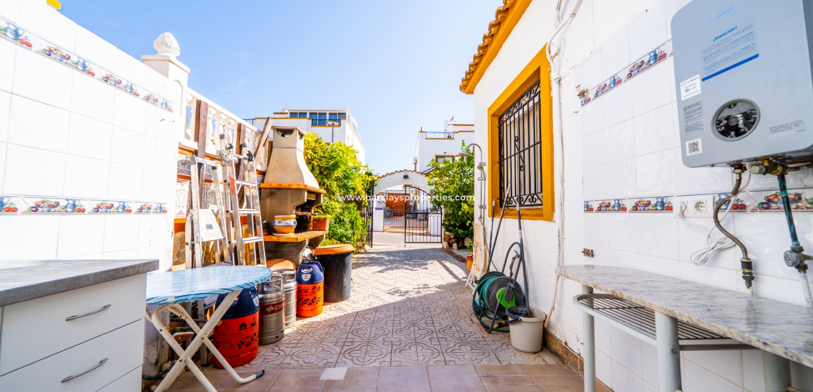 Resale - Quad - Urb. La Marina