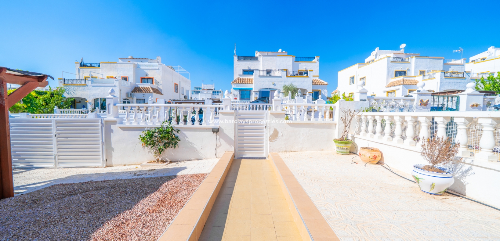 Resale - Quad - Urb. La Marina