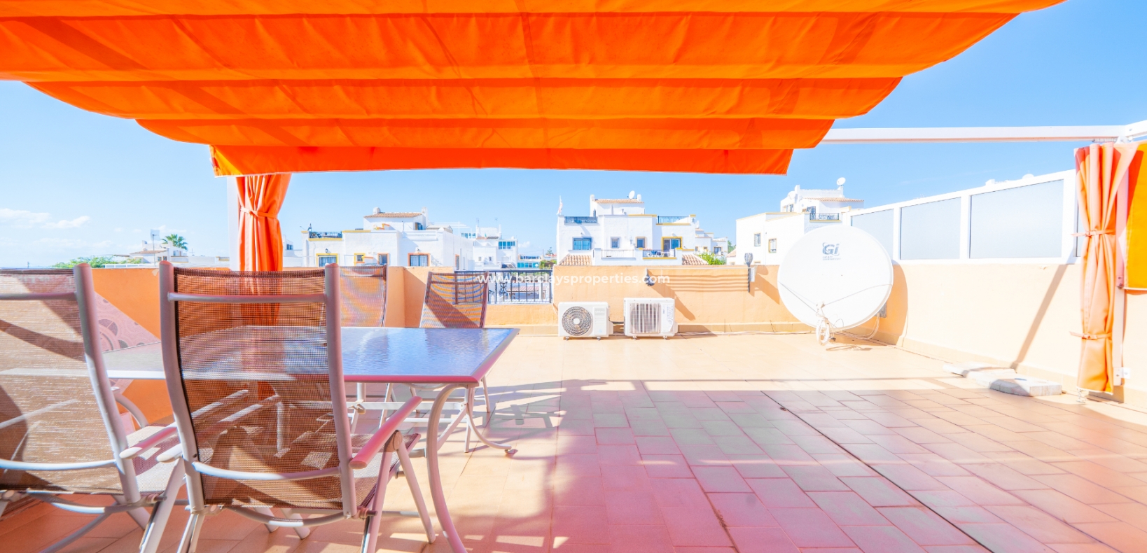 Resale - Quad - Urb. La Marina
