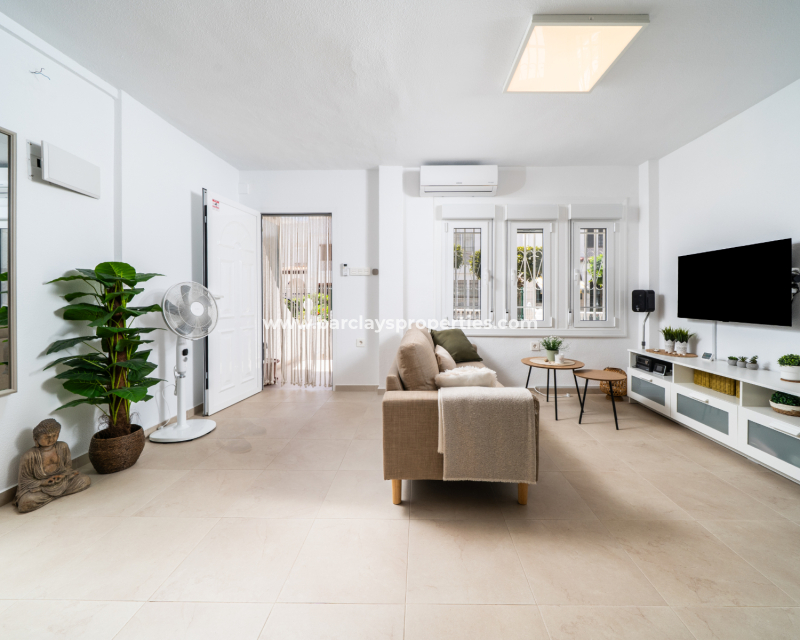 Resale - Radhus - La Mata