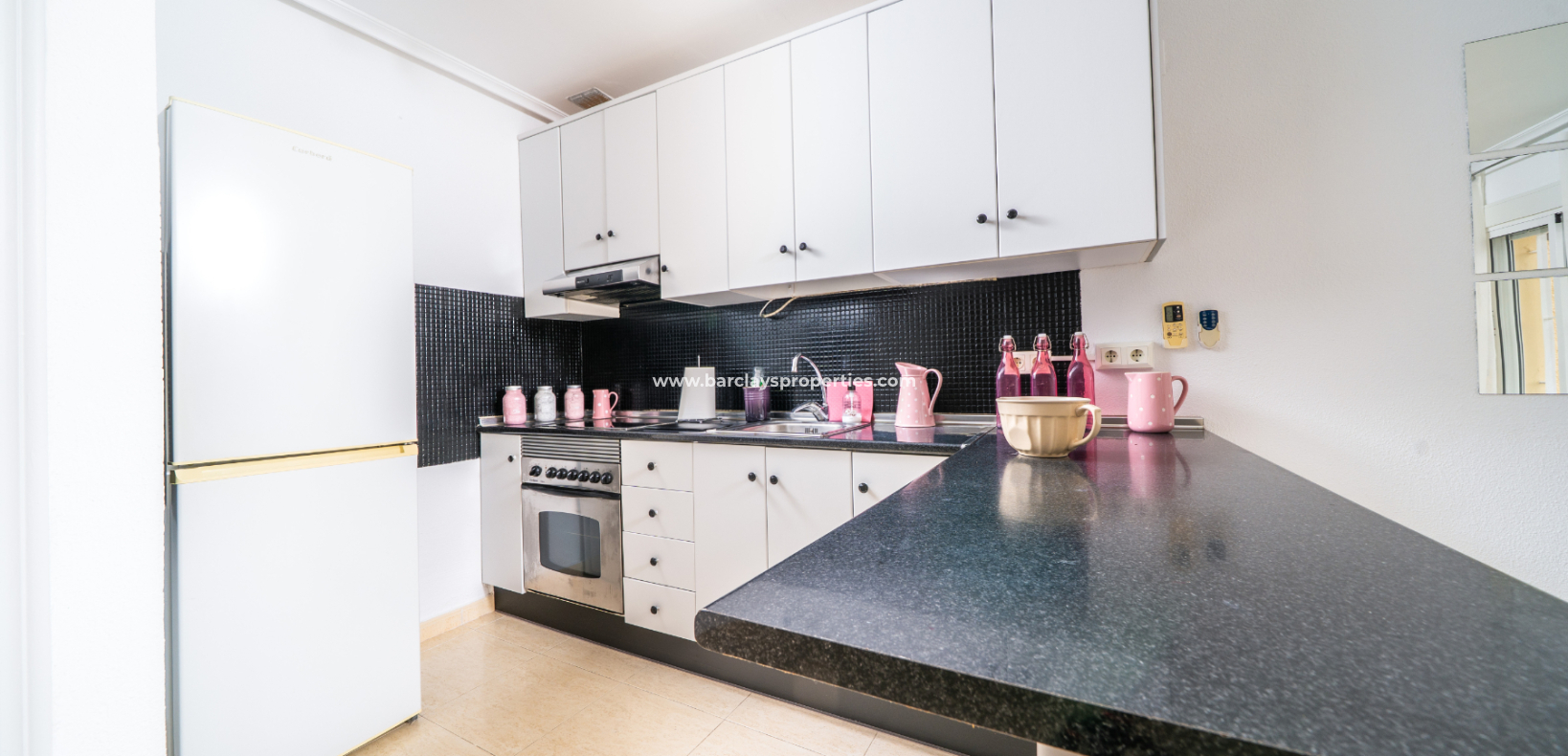 Resale - Radhus - Urb. La Marina