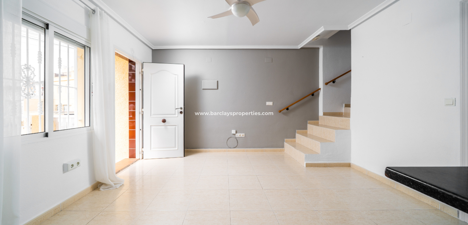 Resale - Radhus - Urb. La Marina