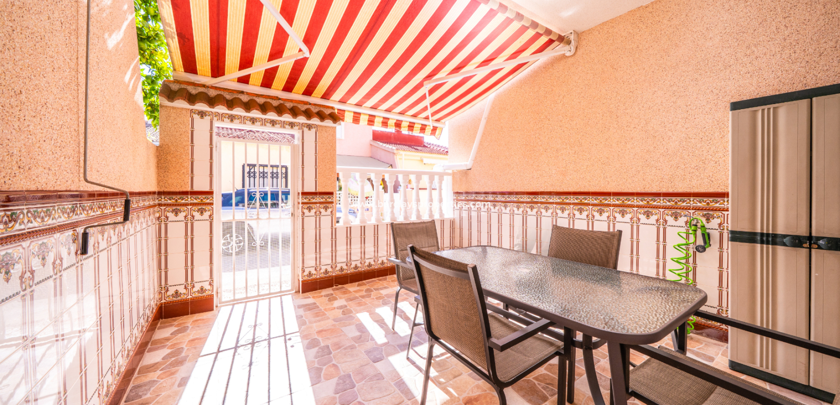 Resale - Radhus - Urb. La Marina