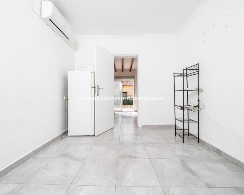 Resale - Radhus - Urb. La Marina