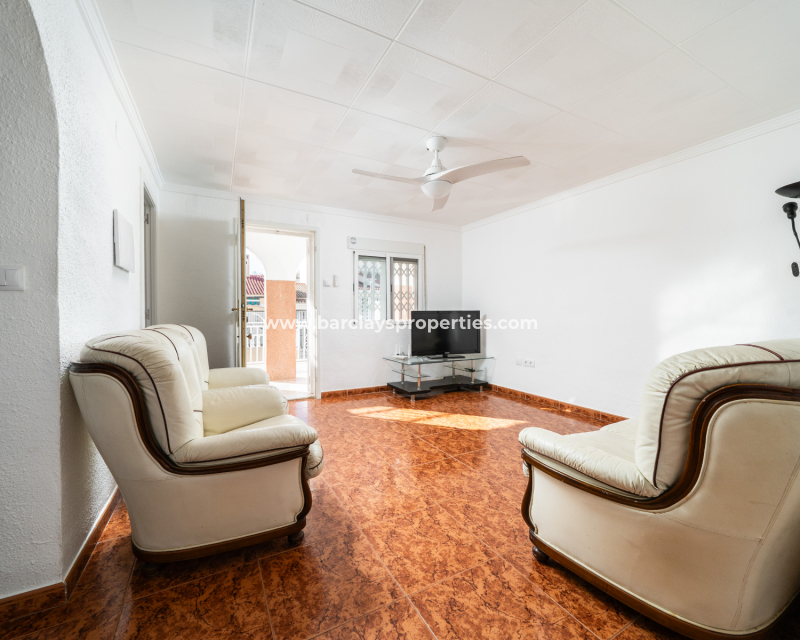 Resale - Radhus - Urb. La Marina