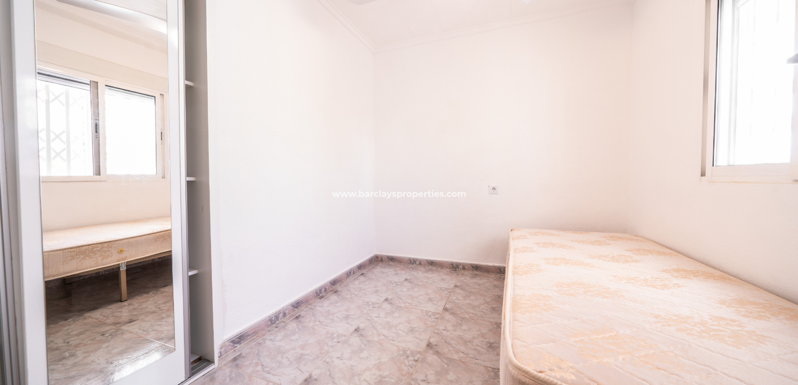 Resale - Radhus - Urb. La Marina