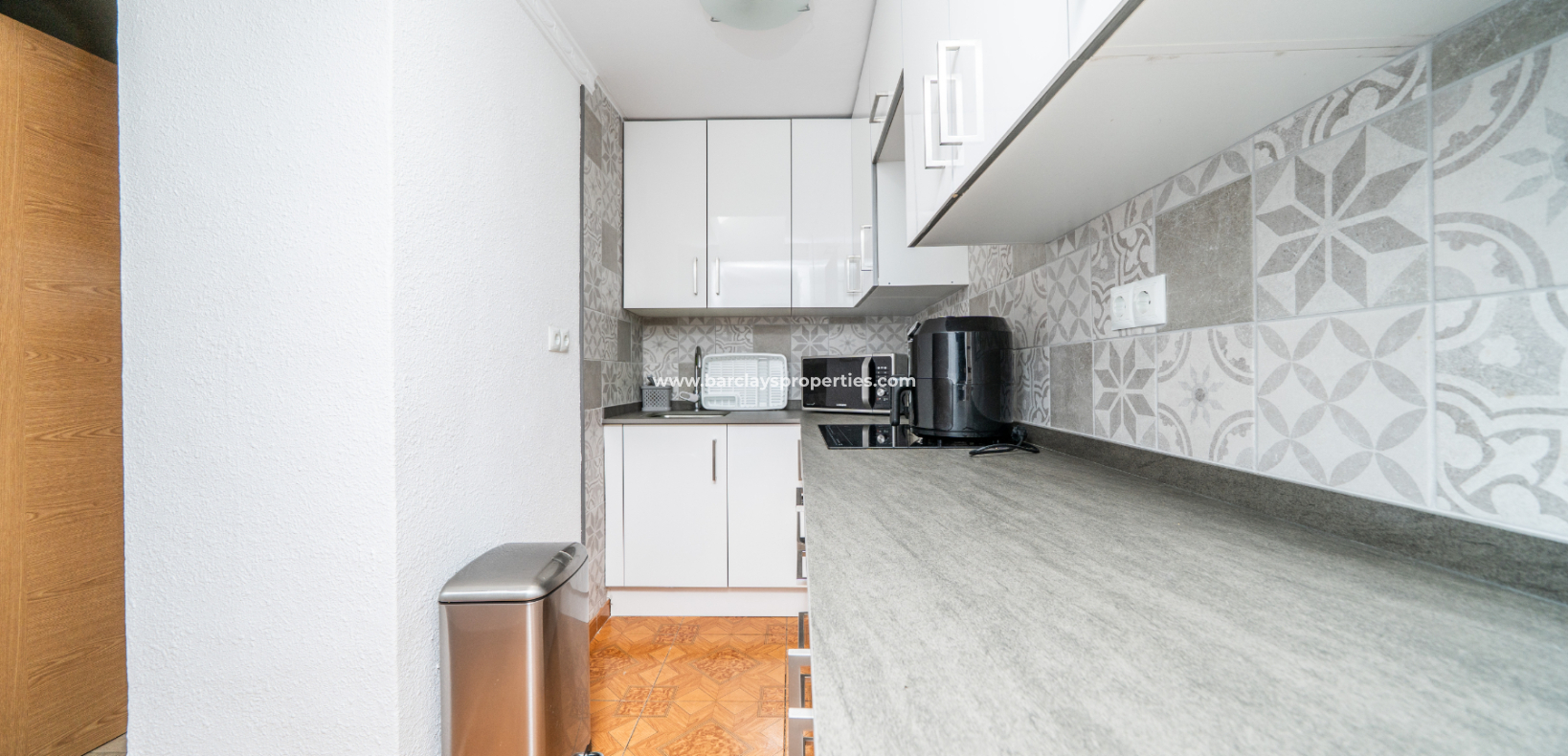 Resale - Radhus - Urb. La Marina