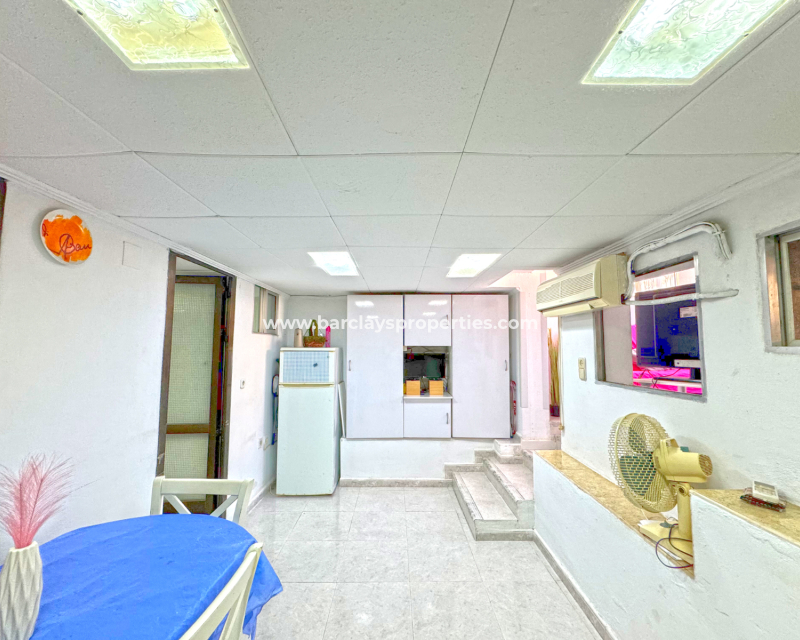 Resale - Radhus - Urb. La Marina