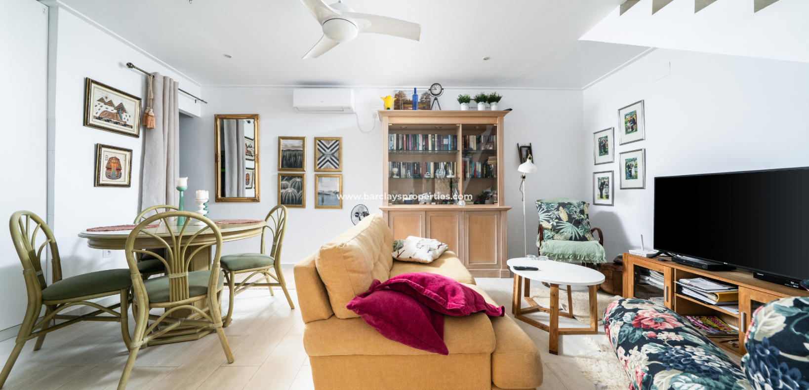 Resale - Radhus - Urb. La Marina