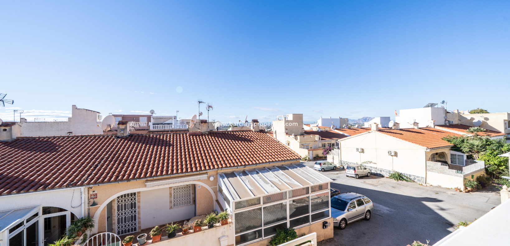 Resale - Radhus - Urb. La Marina