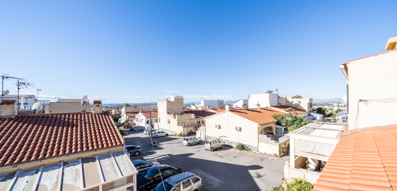 Resale - Radhus - Urb. La Marina