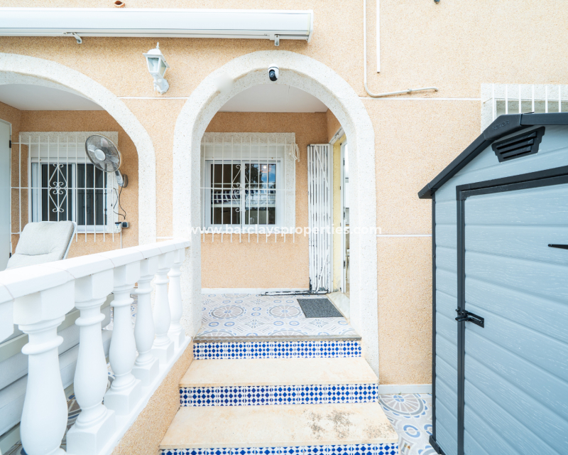 Resale - Radhus - Urb. La Marina