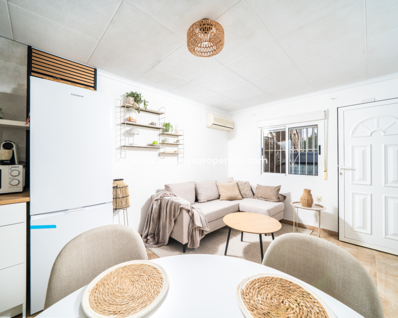 Resale - Radhus - Urb. La Marina