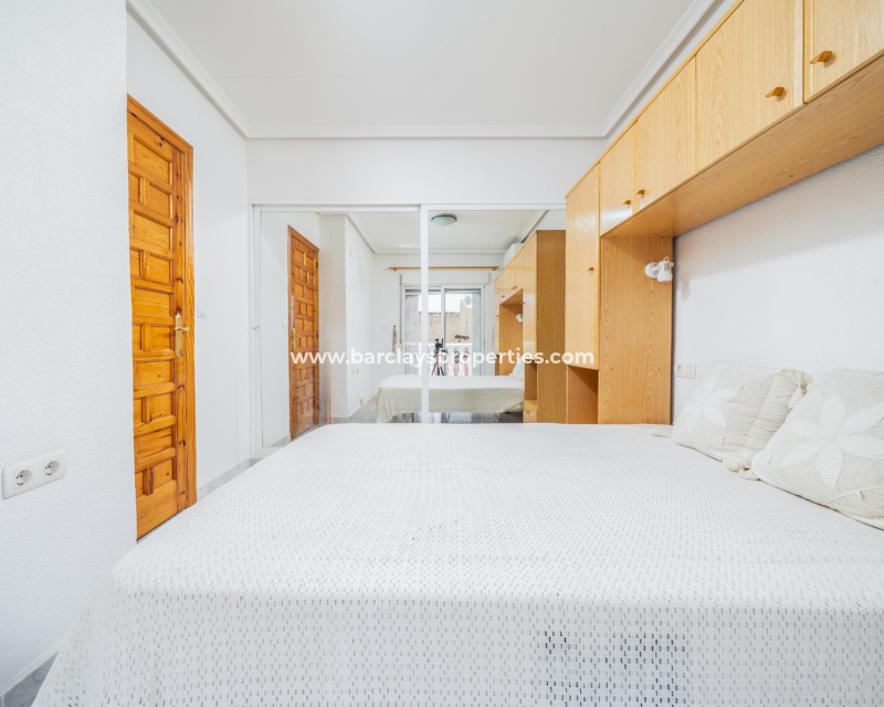 Resale - Radhus - Urb. La Marina