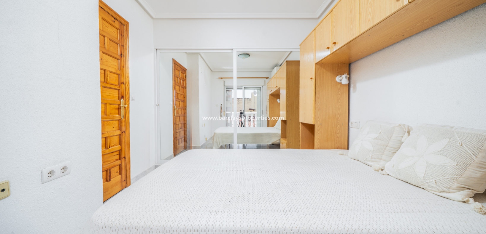 Resale - Radhus - Urb. La Marina