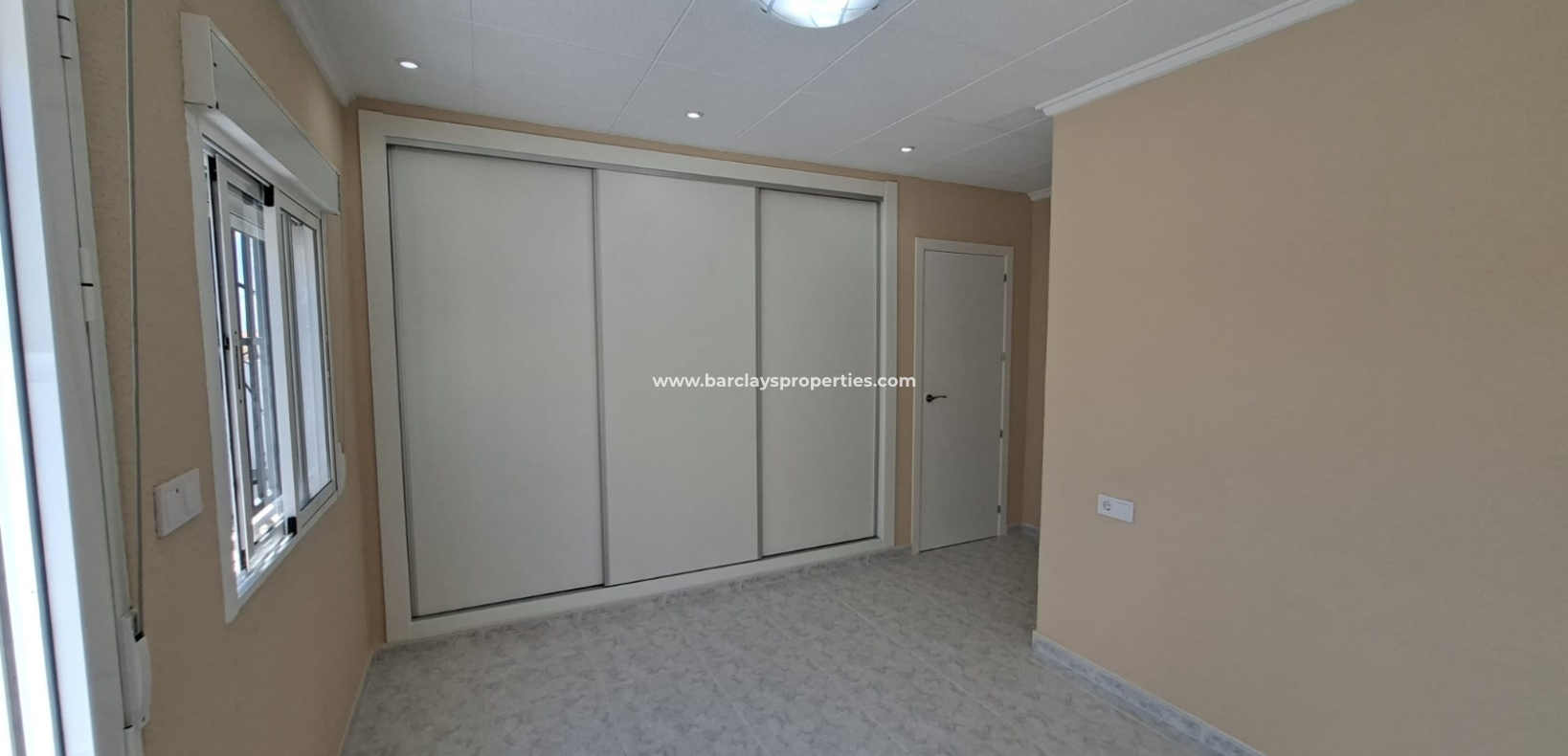Resale - Radhus - Urb. La Marina
