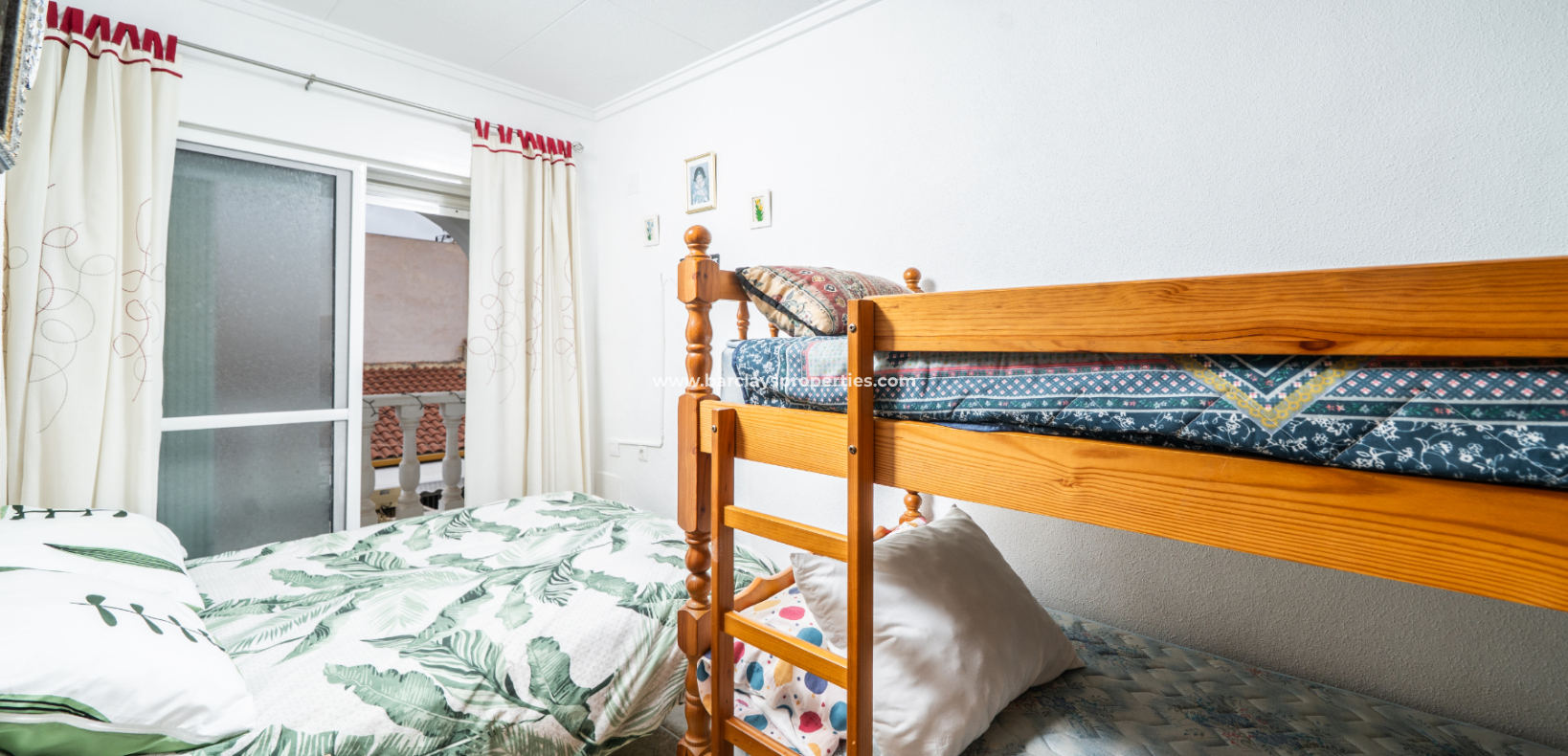 Resale - Radhus - Urb. La Marina