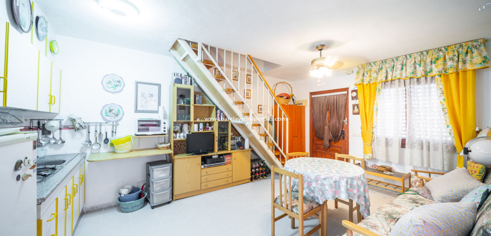 Resale - Radhus - Urb. La Marina