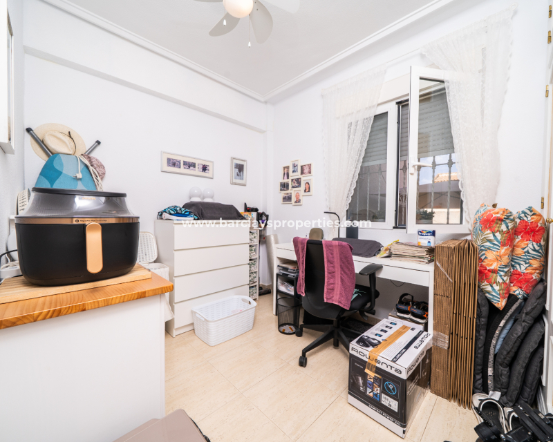 Resale - Radhus - Urb. La Marina