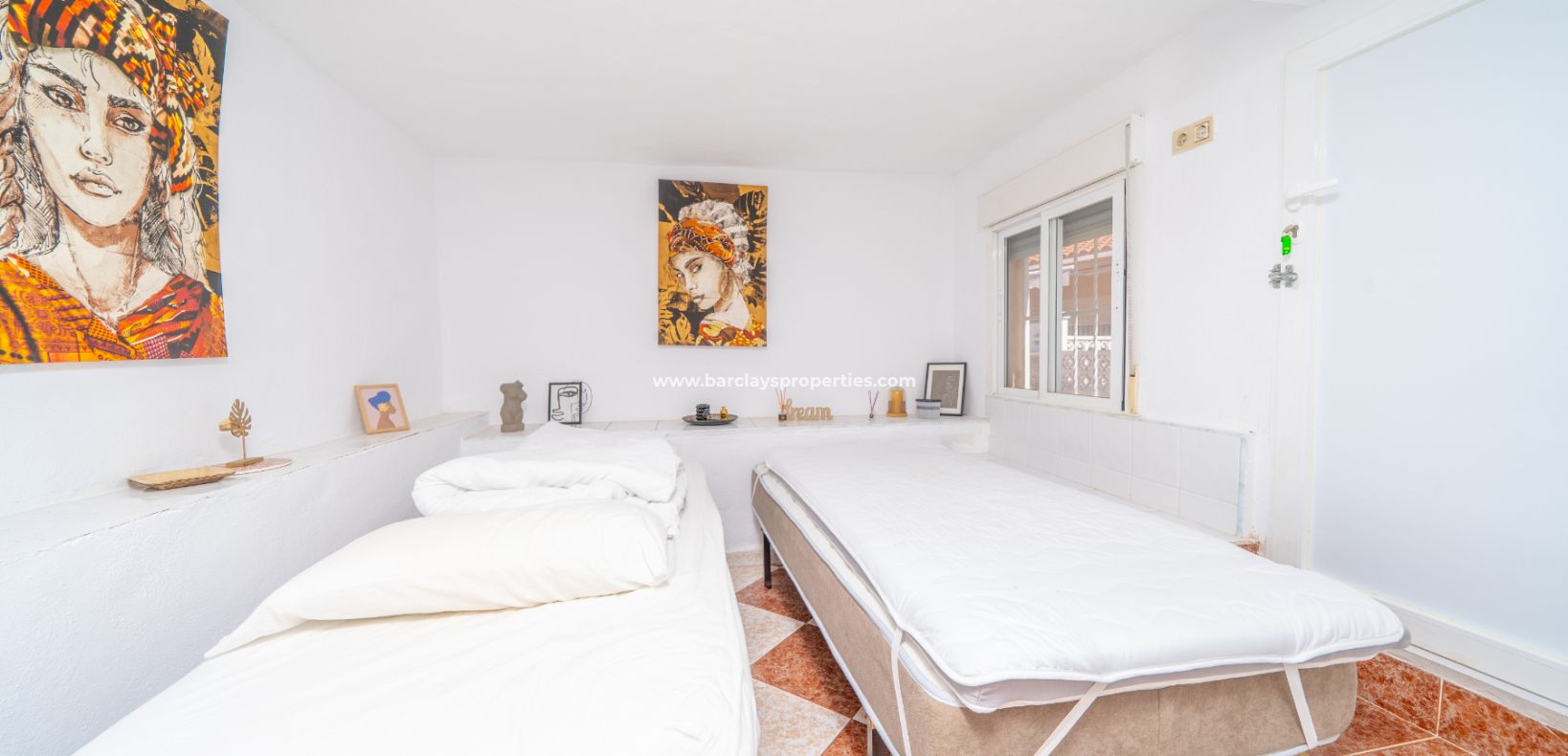 Resale - Radhus - Urb. La Marina