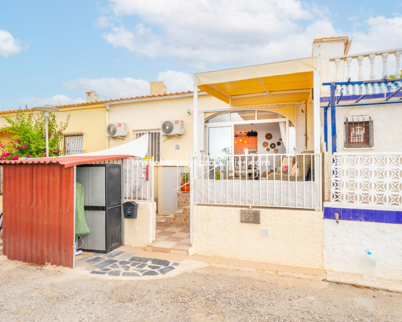 Resale - Radhus - Urb. La Marina
