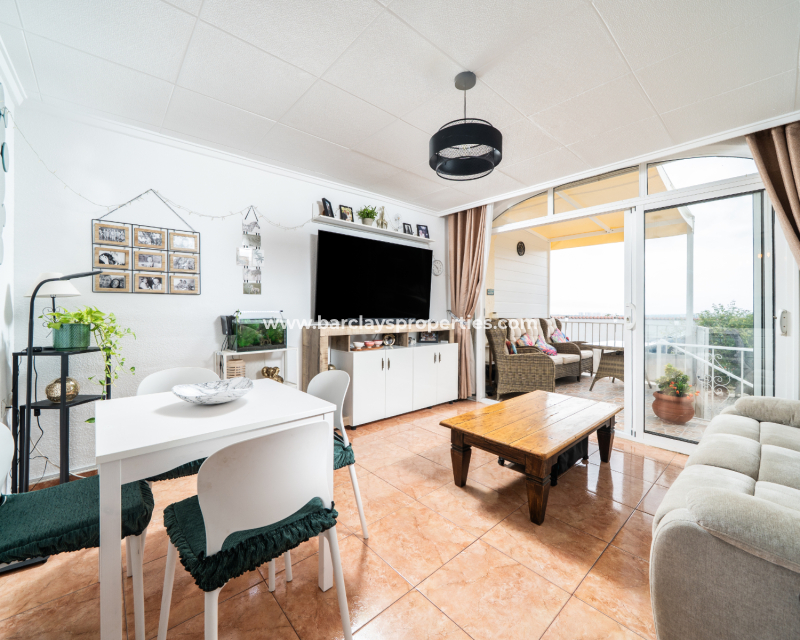 Resale - Radhus - Urb. La Marina