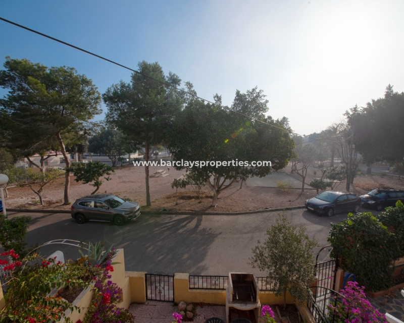 Resale - Reihenhaus - La Marina - Urb. La Marina